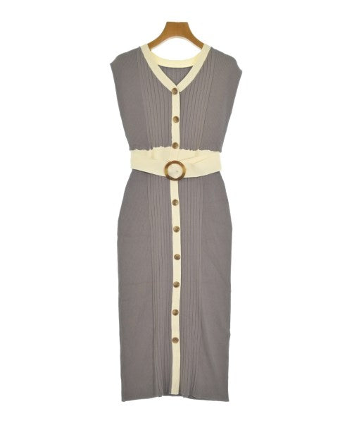 PROPORTION BODY DRESSING ชุดเดรส