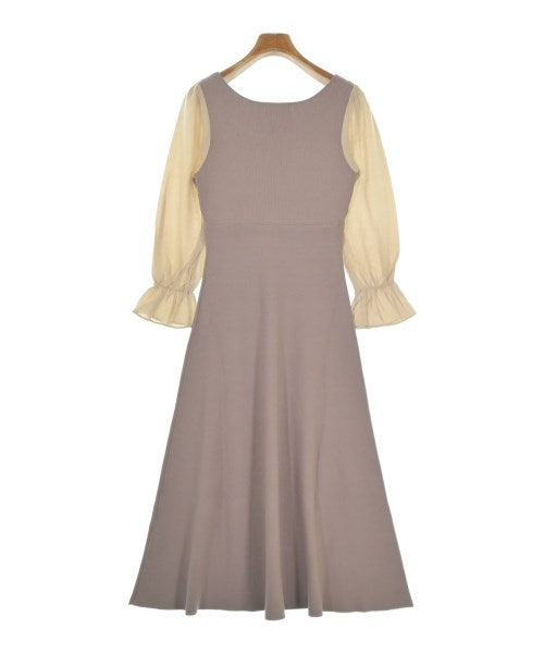 PROPORTION BODY DRESSING ชุดเดรส