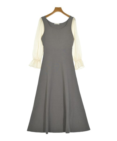 PROPORTION BODY DRESSING ชุดเดรส