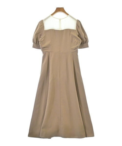 PROPORTION BODY DRESSING ชุดเดรส