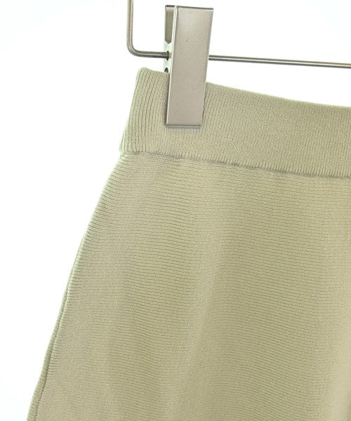 PROPORTION BODY DRESSING ชุดสูทแบบครบเซต (อื่นๆ)