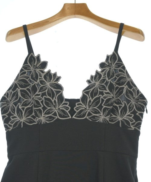 PROPORTION BODY DRESSING ชุดเดรส