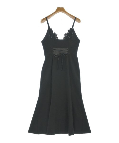 PROPORTION BODY DRESSING ชุดเดรส