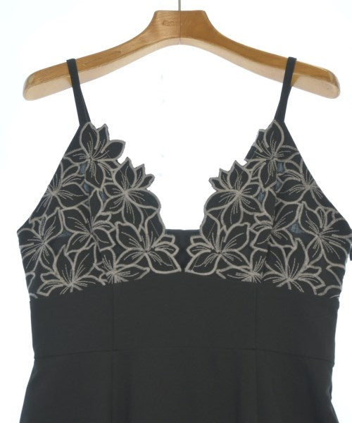 PROPORTION BODY DRESSING ชุดเดรส