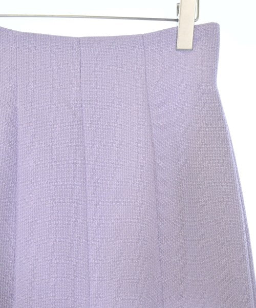 PROPORTION BODY DRESSING กระโปรงยาวถึงเข่า