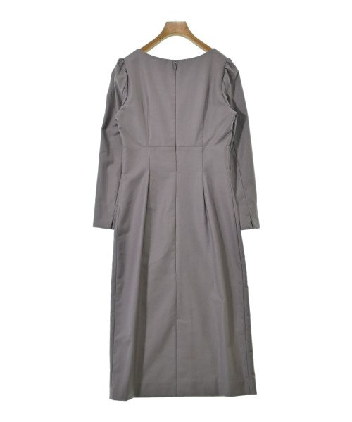 PROPORTION BODY DRESSING ชุดเดรส