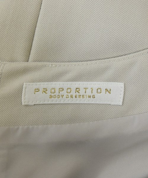 PROPORTION BODY DRESSING ชุดเดรส