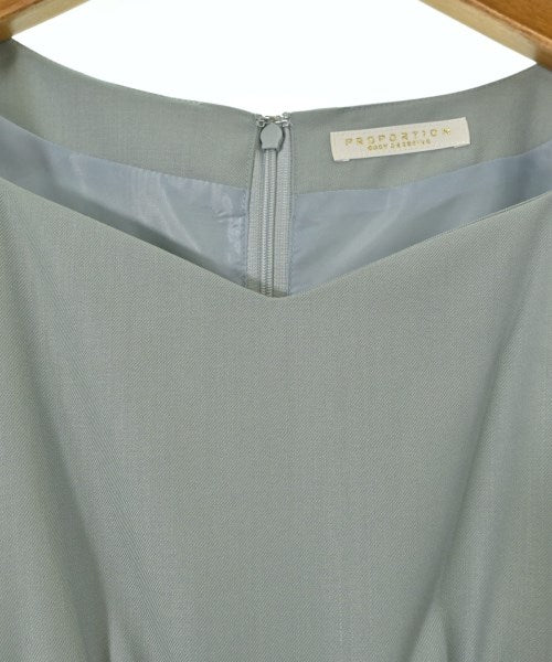 PROPORTION BODY DRESSING ชุดเดรส