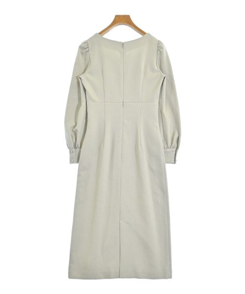 PROPORTION BODY DRESSING ชุดเดรส