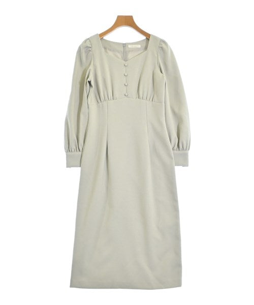 PROPORTION BODY DRESSING ชุดเดรส