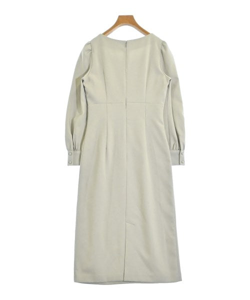 PROPORTION BODY DRESSING ชุดเดรส