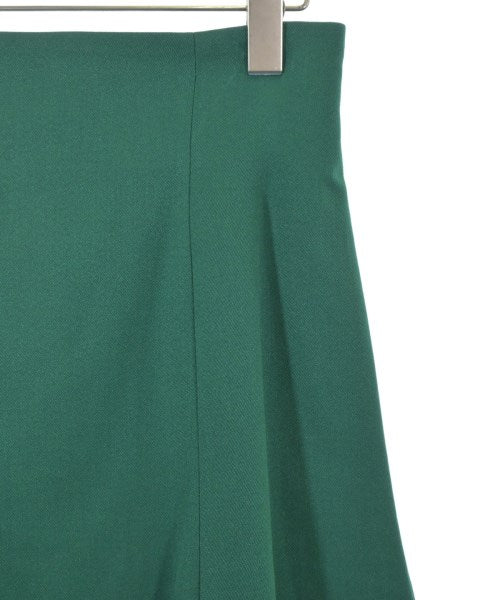 PROPORTION BODY DRESSING กระโปรงยาวถึงเข่า