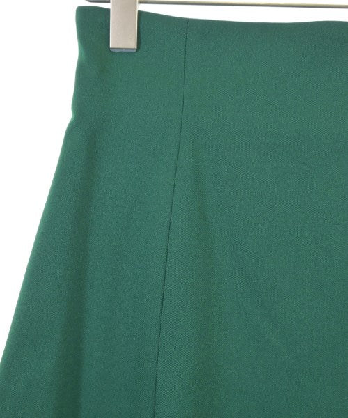 PROPORTION BODY DRESSING กระโปรงยาวถึงเข่า