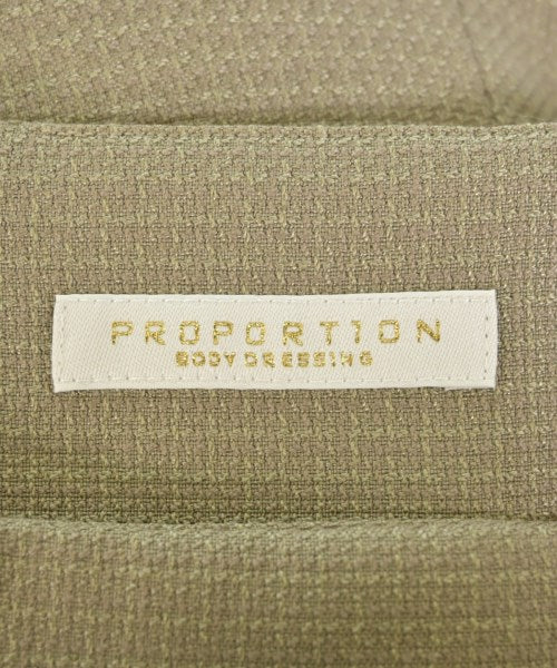 PROPORTION BODY DRESSING กระโปรงสั้น
