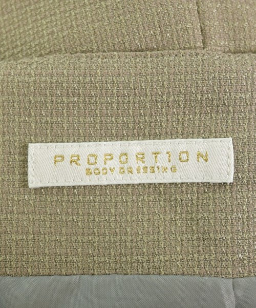 PROPORTION BODY DRESSING กระโปรงสั้น