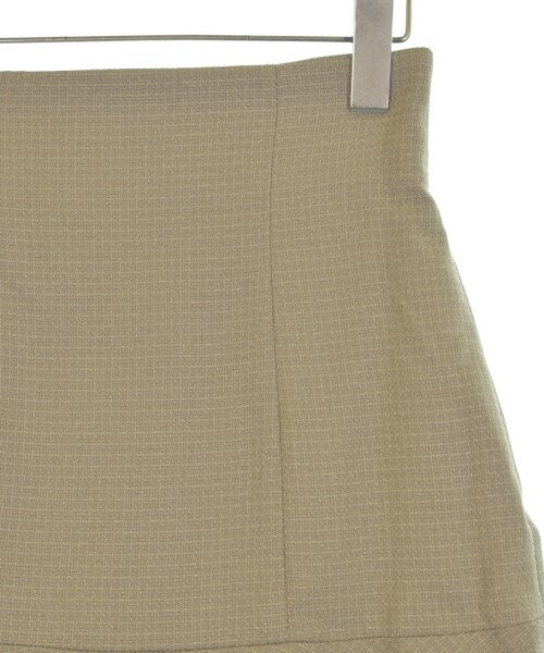 PROPORTION BODY DRESSING กระโปรงสั้น