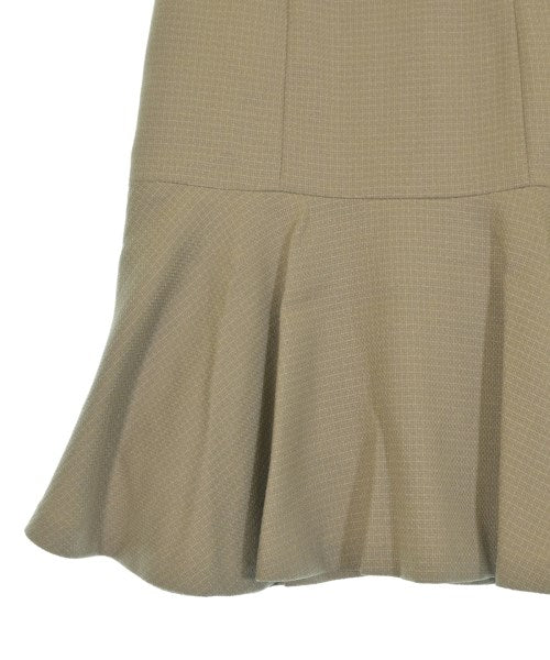 PROPORTION BODY DRESSING กระโปรงสั้น
