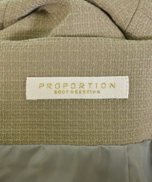 PROPORTION BODY DRESSING กระโปรงสั้น
