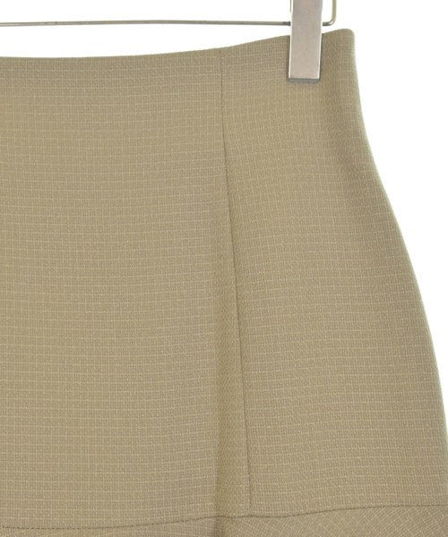 PROPORTION BODY DRESSING กระโปรงสั้น