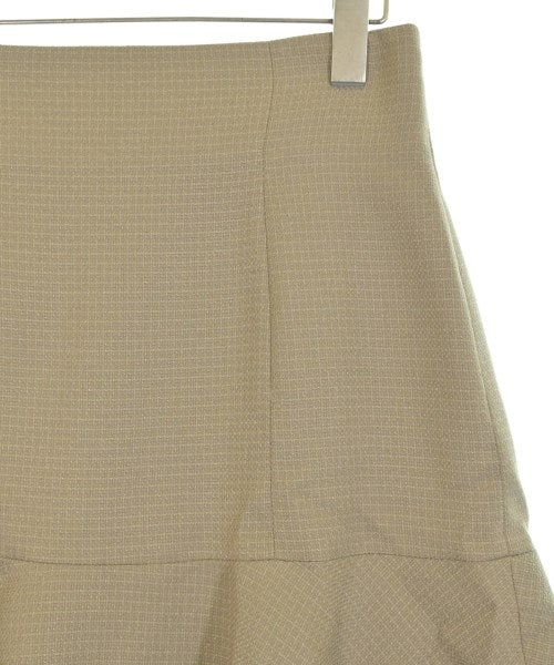 PROPORTION BODY DRESSING กระโปรงสั้น