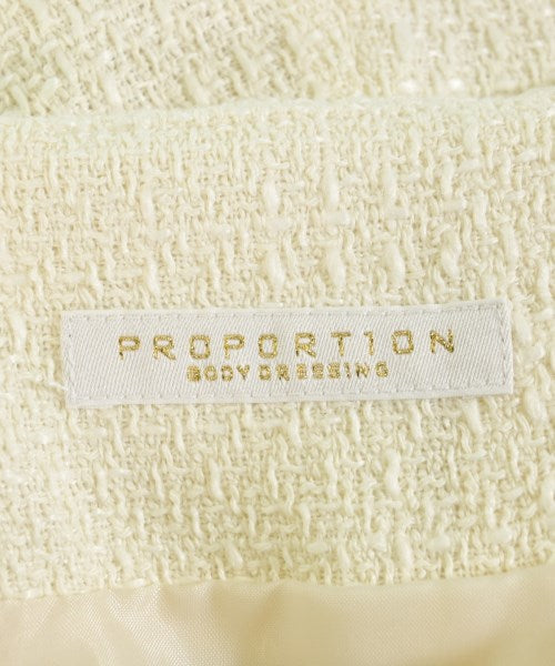 PROPORTION BODY DRESSING กระโปรงสั้น
