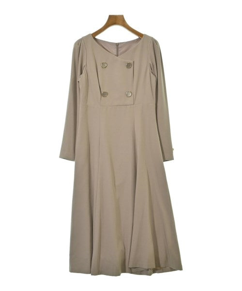 PROPORTION BODY DRESSING ชุดเดรส
