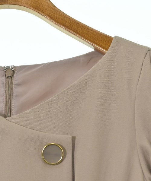 PROPORTION BODY DRESSING ชุดเดรส