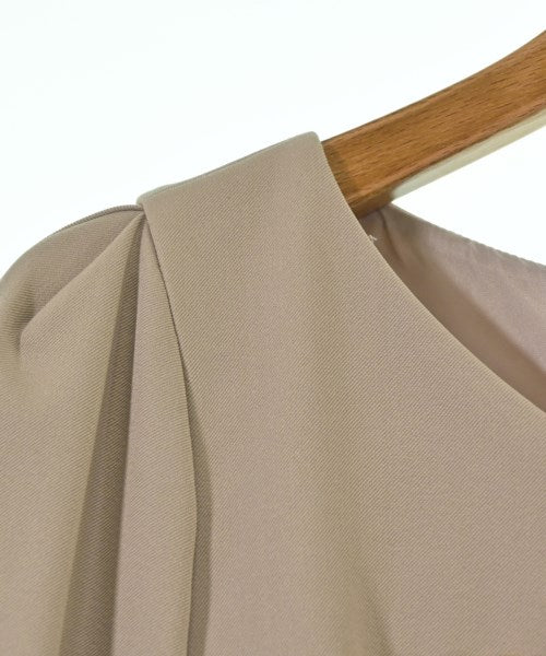 PROPORTION BODY DRESSING ชุดเดรส