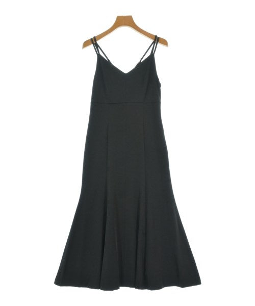 PROPORTION BODY DRESSING ชุดเดรส