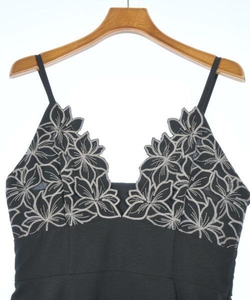 PROPORTION BODY DRESSING ชุดเดรส