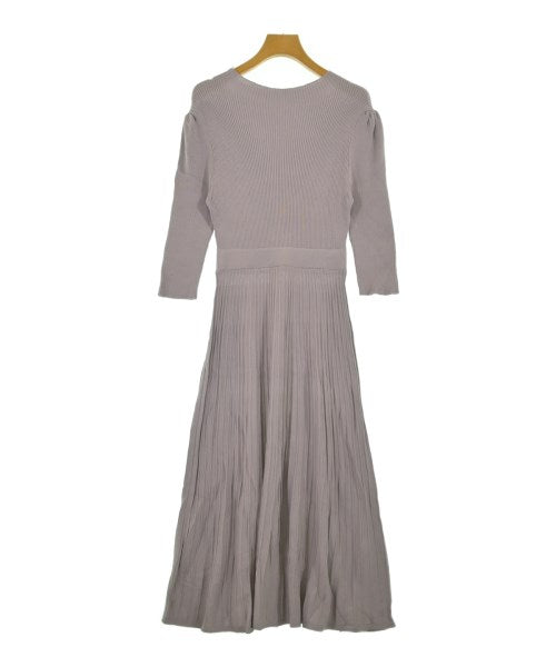 PROPORTION BODY DRESSING ชุดเดรส