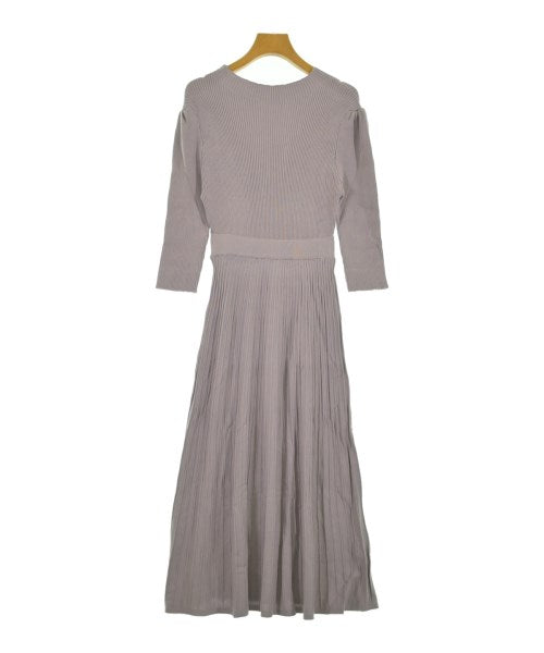 PROPORTION BODY DRESSING ชุดเดรส