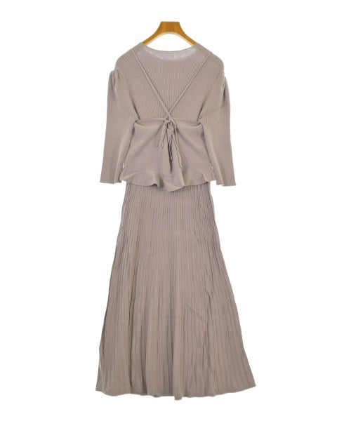 PROPORTION BODY DRESSING ชุดเดรส