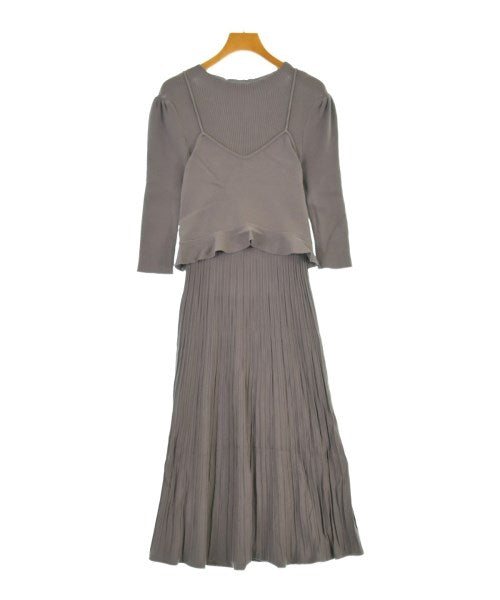 PROPORTION BODY DRESSING ชุดเดรส