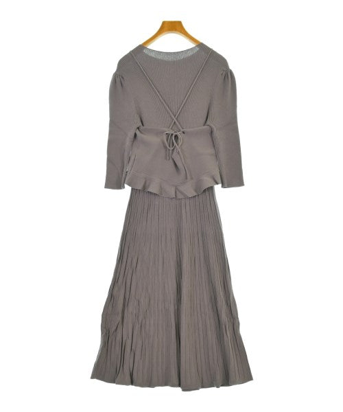 PROPORTION BODY DRESSING ชุดเดรส