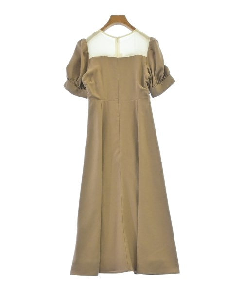 PROPORTION BODY DRESSING ชุดเดรส