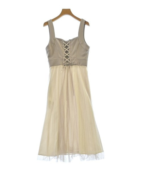 PROPORTION BODY DRESSING ชุดเดรส