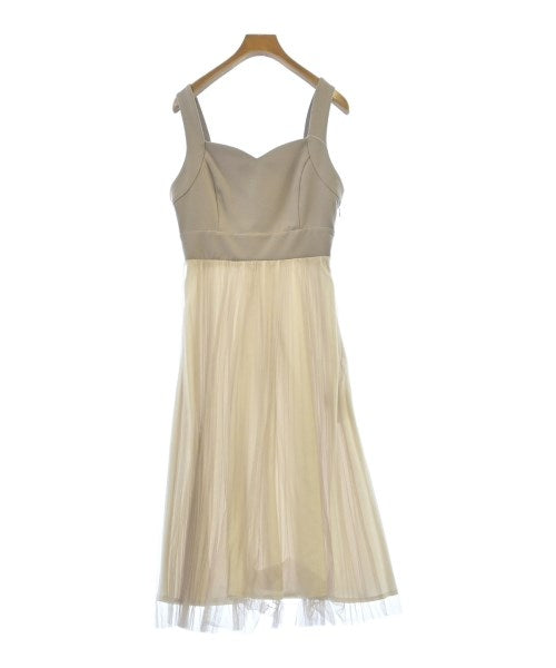 PROPORTION BODY DRESSING ชุดเดรส