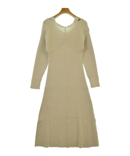 PROPORTION BODY DRESSING ชุดเดรส
