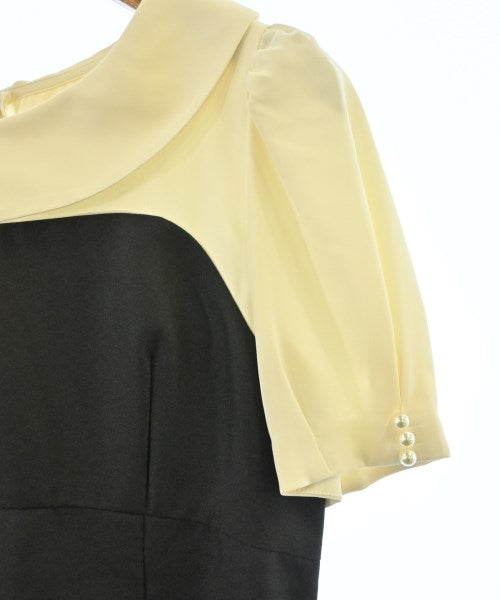 PROPORTION BODY DRESSING ชุดเดรส