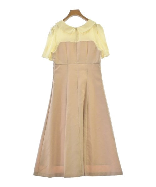 PROPORTION BODY DRESSING ชุดเดรส