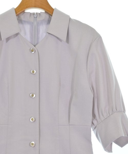 PROPORTION BODY DRESSING เดรสที่เป็นเสื้อเชิ้ตตัวยาว