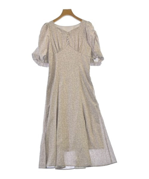 PROPORTION BODY DRESSING ชุดเดรส