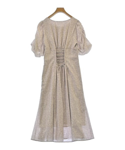 PROPORTION BODY DRESSING ชุดเดรส