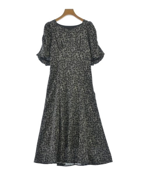 PROPORTION BODY DRESSING ชุดเดรส