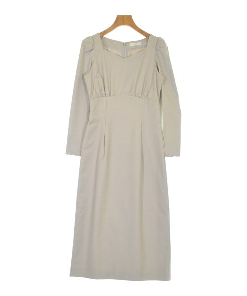 PROPORTION BODY DRESSING ชุดเดรส