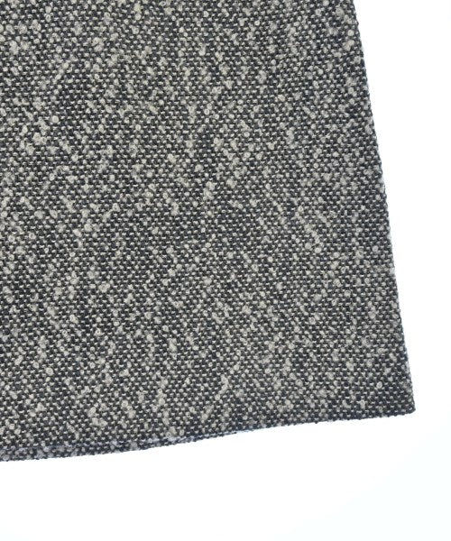 PROPORTION BODY DRESSING กระโปรงสั้น