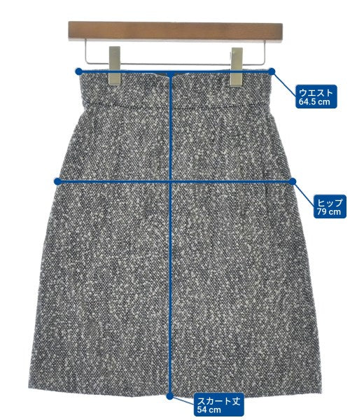 PROPORTION BODY DRESSING กระโปรงสั้น