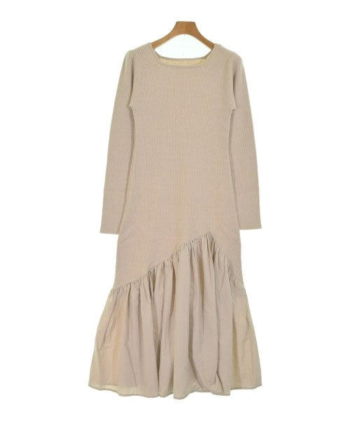 PROPORTION BODY DRESSING ชุดเดรส