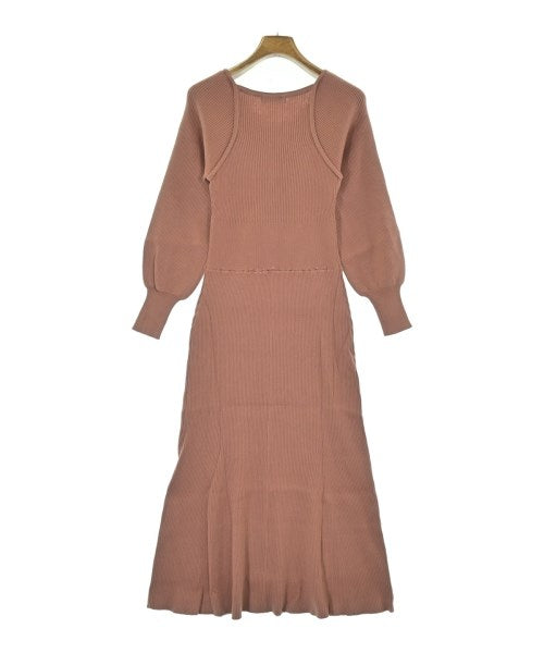 PROPORTION BODY DRESSING ชุดเดรส